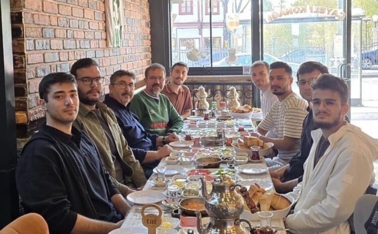 HUDER Üniversite Temsilcisi Gençlerimize Kahvaltıda Buluştuk